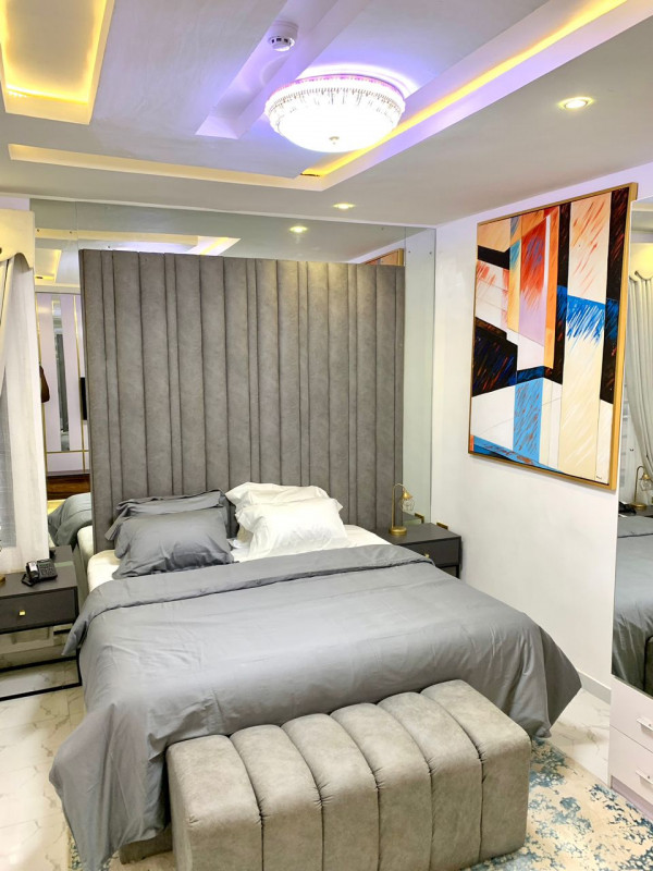 Luxury 3 Bedroom Shorlet Apartment