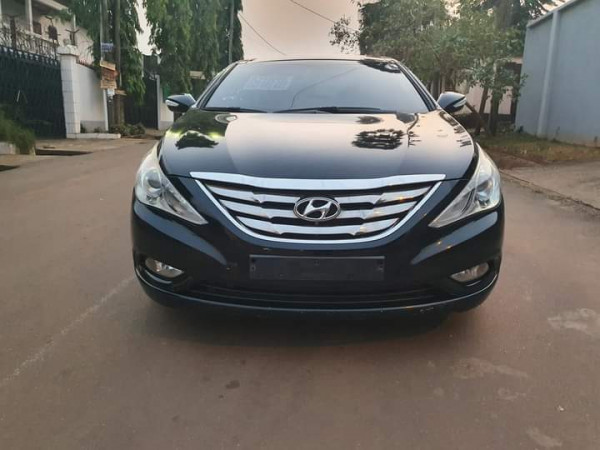 HYUNDAI SONATA Y20